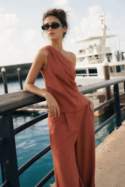 Lumina oneshoulder top