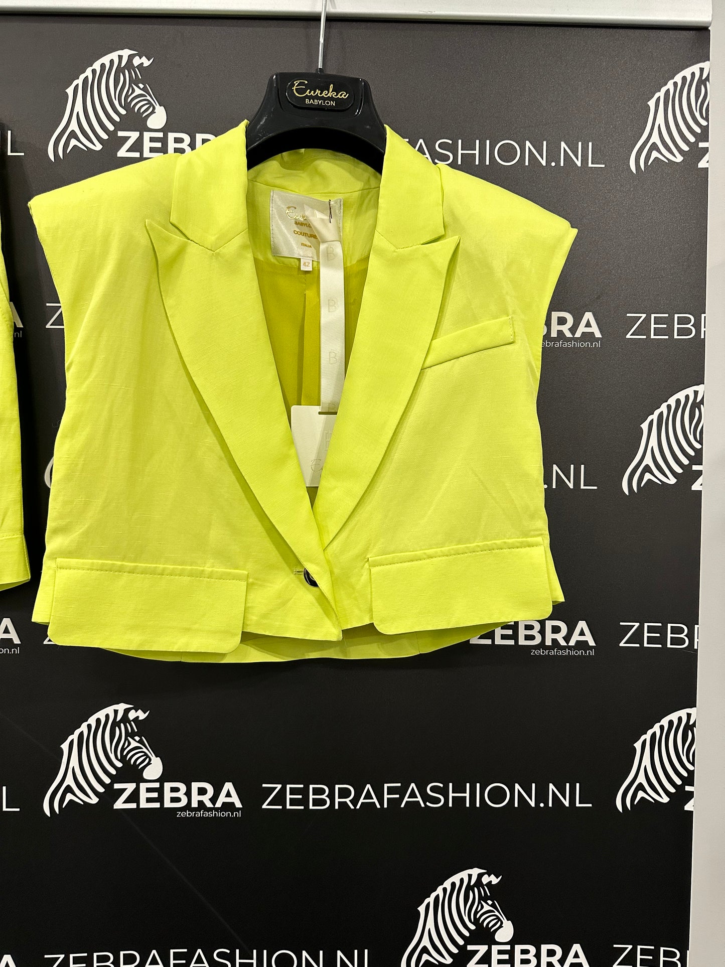 Babylon vest neon