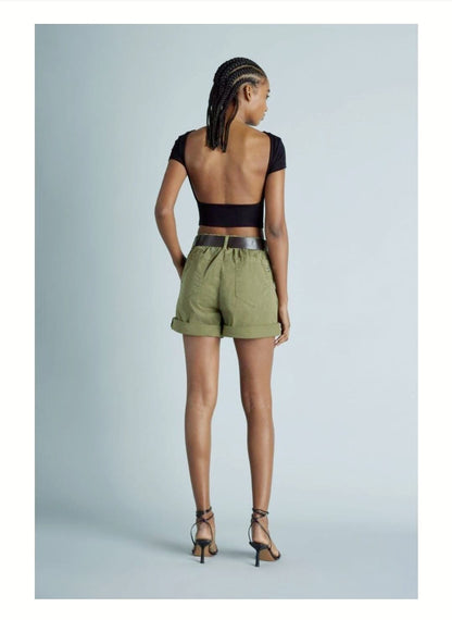 Please short jeans